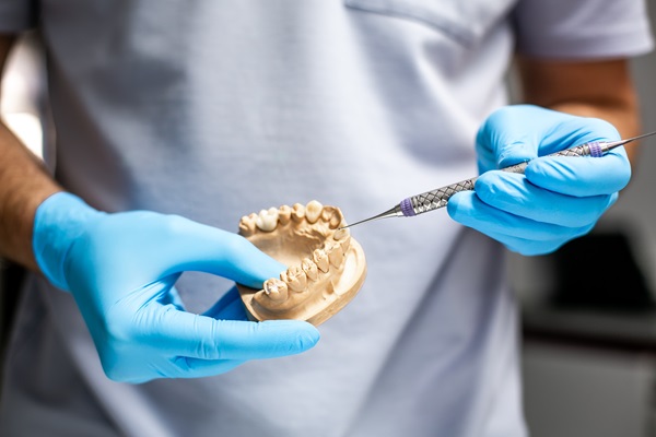 How Your Dentist Uses A Dental Crown