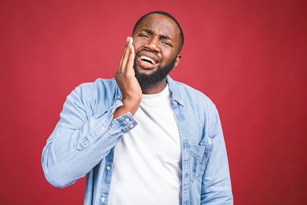 Emergency Dentist Vs  Oral Surgeons